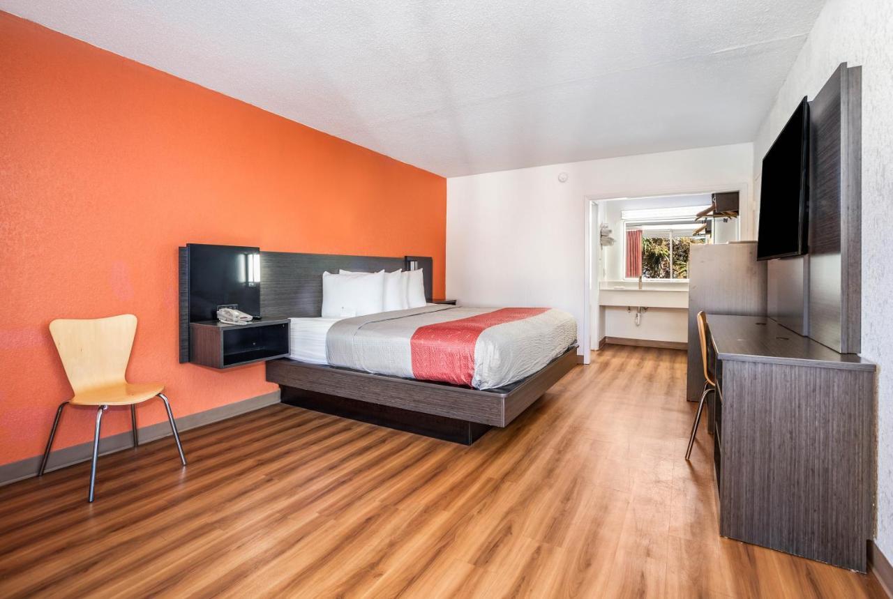 Studio 6 Florence, Sc Екстериор снимка