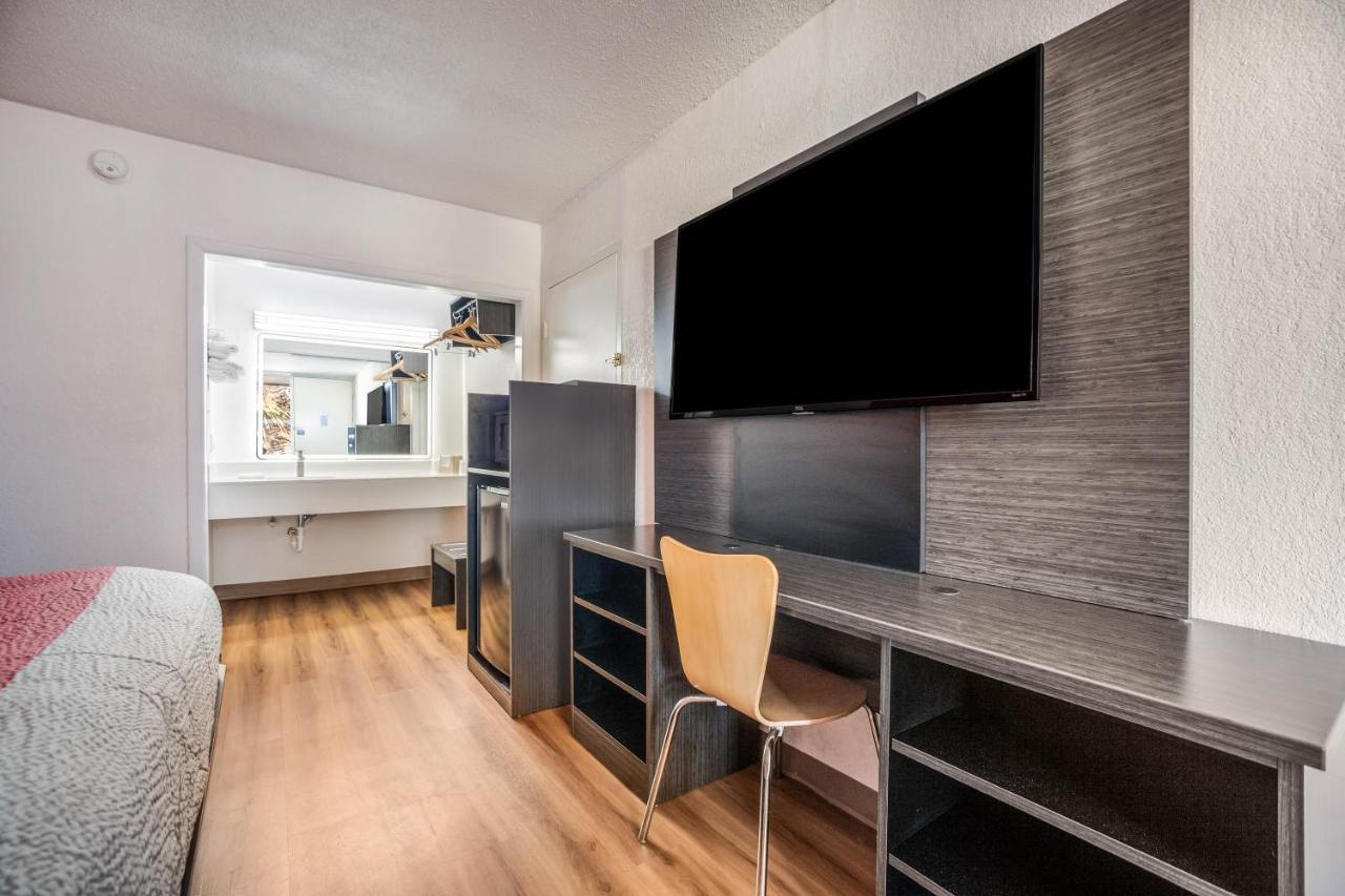 Studio 6 Florence, Sc Екстериор снимка