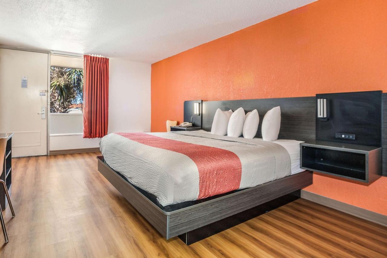 Studio 6 Florence, Sc Екстериор снимка